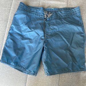 Birdwell board shorts size 38 like new.